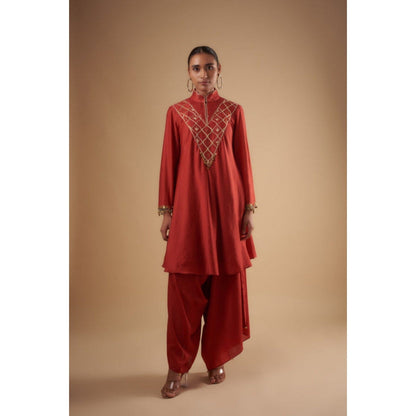 Leela by A Crimson High Neck Kurta And Pant