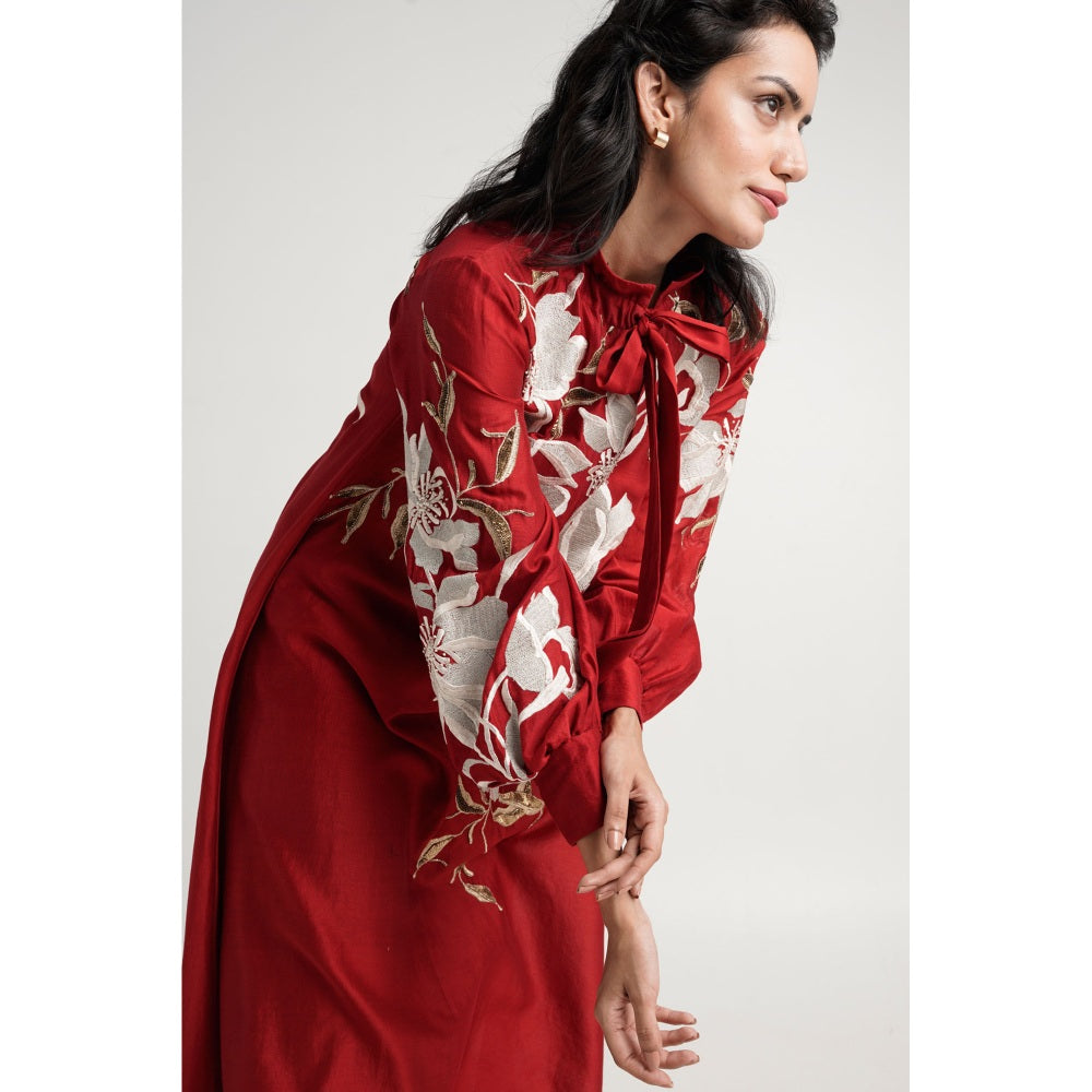 MADDER MUCH Aspen Midi Dress - Red