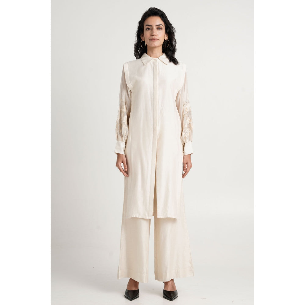 MADDER MUCH Buckler Co-Ord - White (Set of 2)
