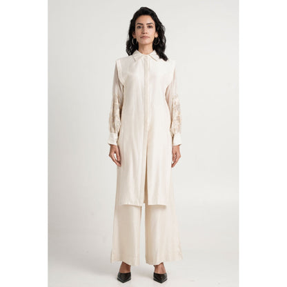 MADDER MUCH Buckler Co-Ord - White (Set of 2)