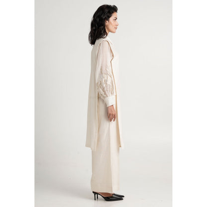 MADDER MUCH Buckler Co-Ord - White (Set of 2)