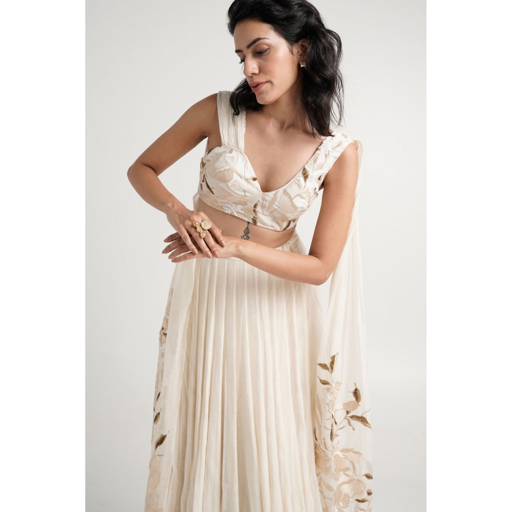 MADDER MUCH Opal Co-Ord - Ivory (Set of 2)