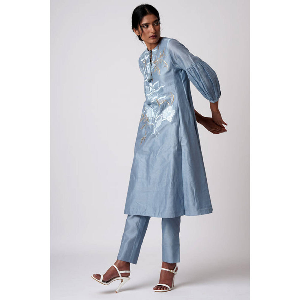 MADDER MUCH Blue Embroidered Round Neck Kurta With Pant