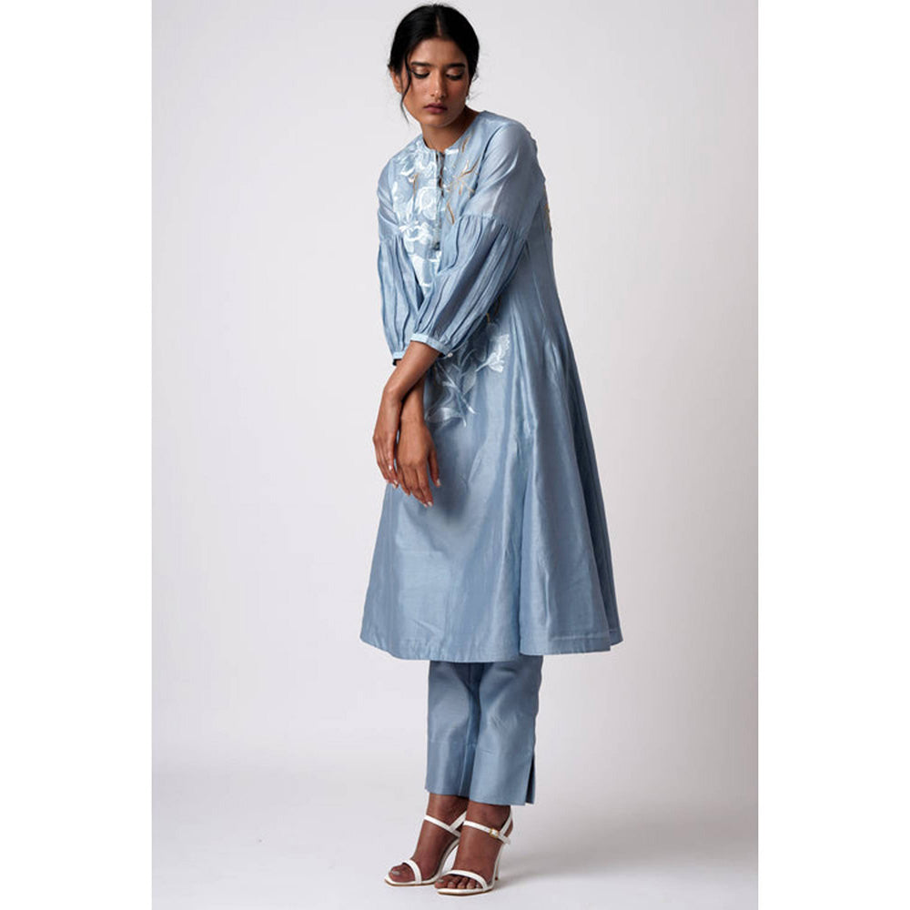 MADDER MUCH Blue Embroidered Round Neck Kurta With Pant