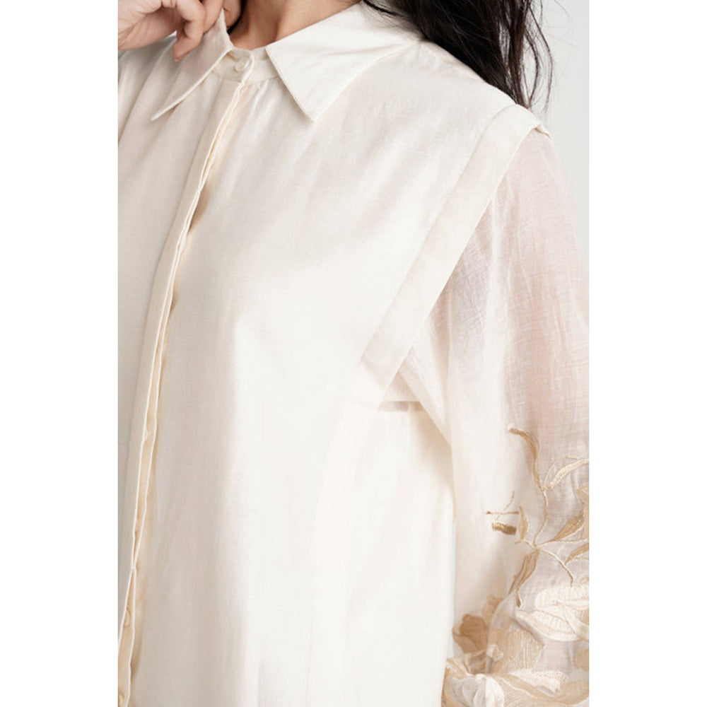 MADDER MUCH Women Ivory Chanderi Solid Kurta with Pant