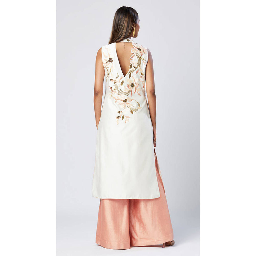 MADDER MUCH White Chanderi Silk V-Neck Floral Kurta With Palazzo And Dupatta