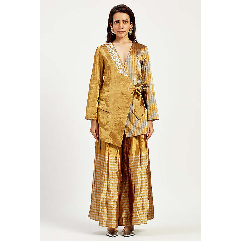 MADDER MUCH Gold Cotton V-Neck Stripes Blazer With Pant