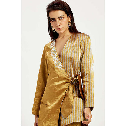 MADDER MUCH Gold Cotton V-Neck Stripes Blazer With Pant