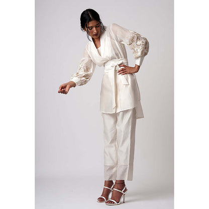 MADDER MUCH Cotton White V-Neck Solid/Plain Blazer Tunic with Pant and Belt Co-Ord's