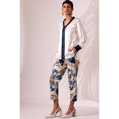 MADDER MUCH Benita - Back Cut-Out Top + Printed Trousers