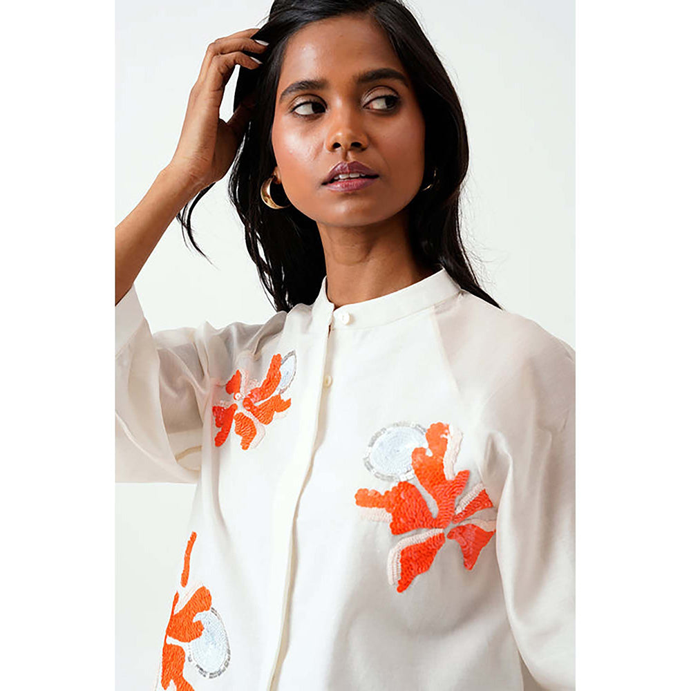 MADDER MUCH Cotton White Mandarin Neck Solid/Plain Shirt With Shorts Short Set