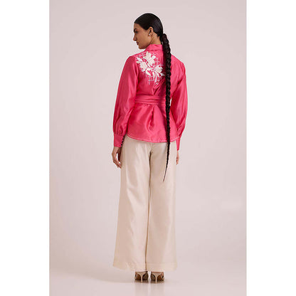 MADDER MUCH Cotton Pink V-Neck Floral Top With Pant And Belt Co-Ord's