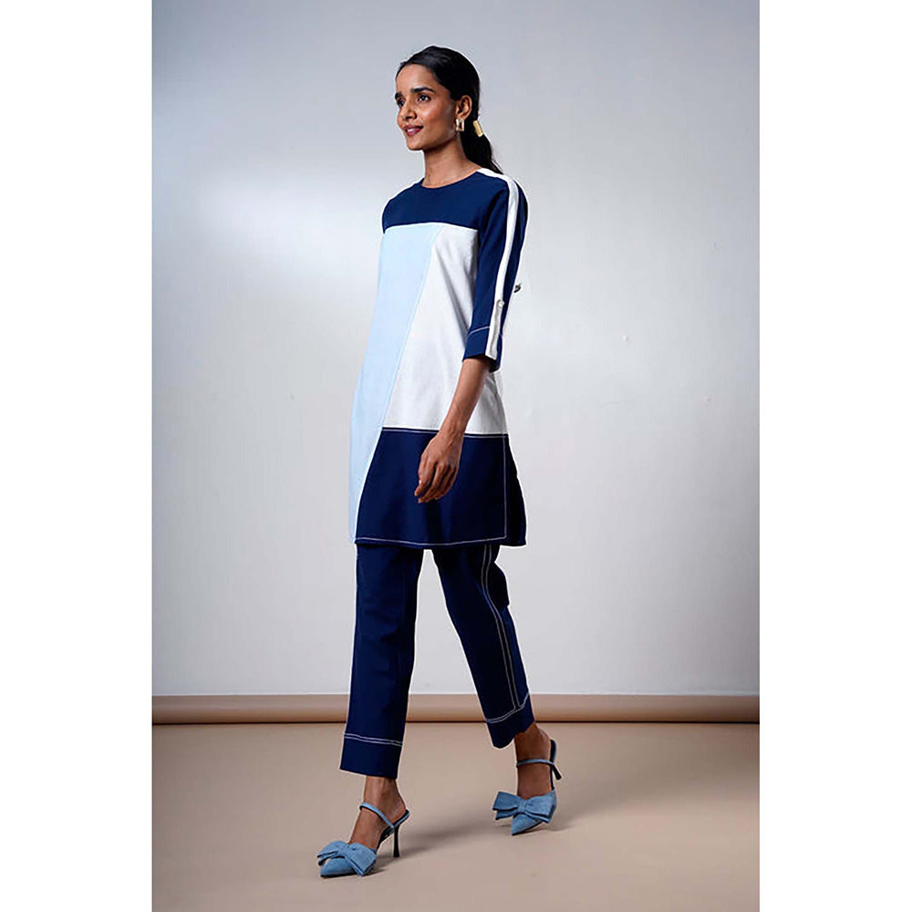 MADDER MUCH Navy Blue Cotton Crew Neck Colorblock Top With Pant