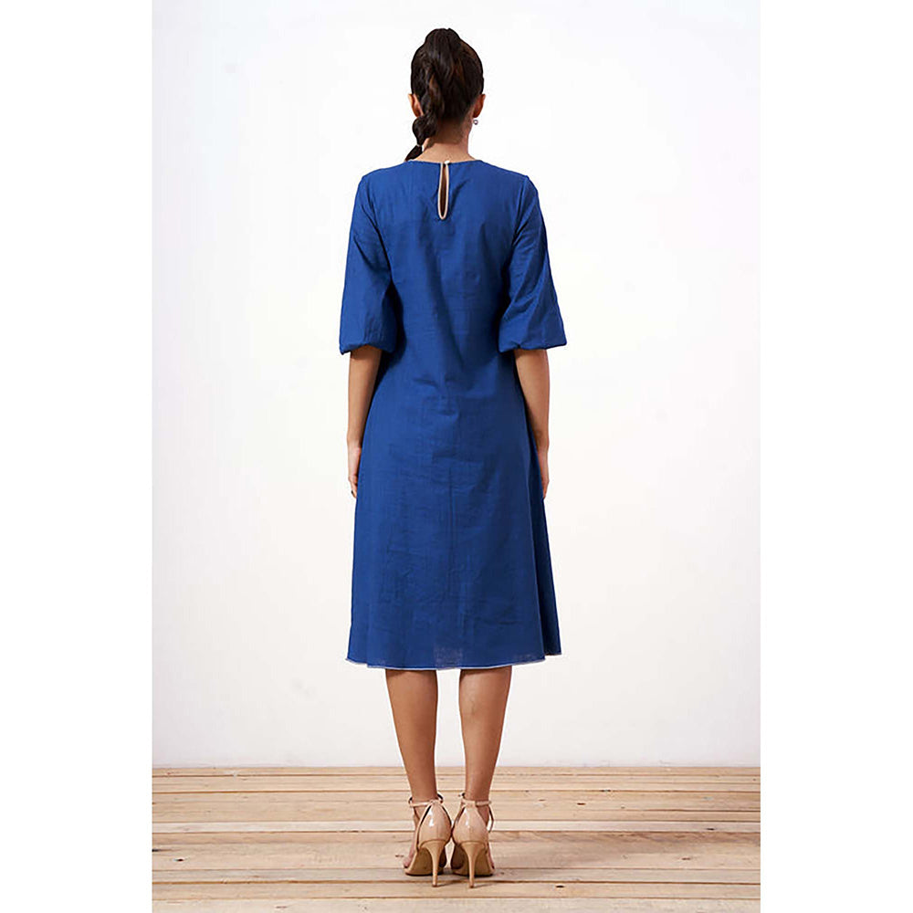 MADDER MUCH Blue Cotton Round Neck Solid/Plain Midi Dress