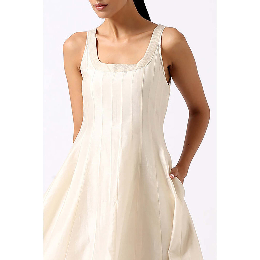 MADDER MUCH White Chanderi V-Neck Solid Fitted Midi Dress