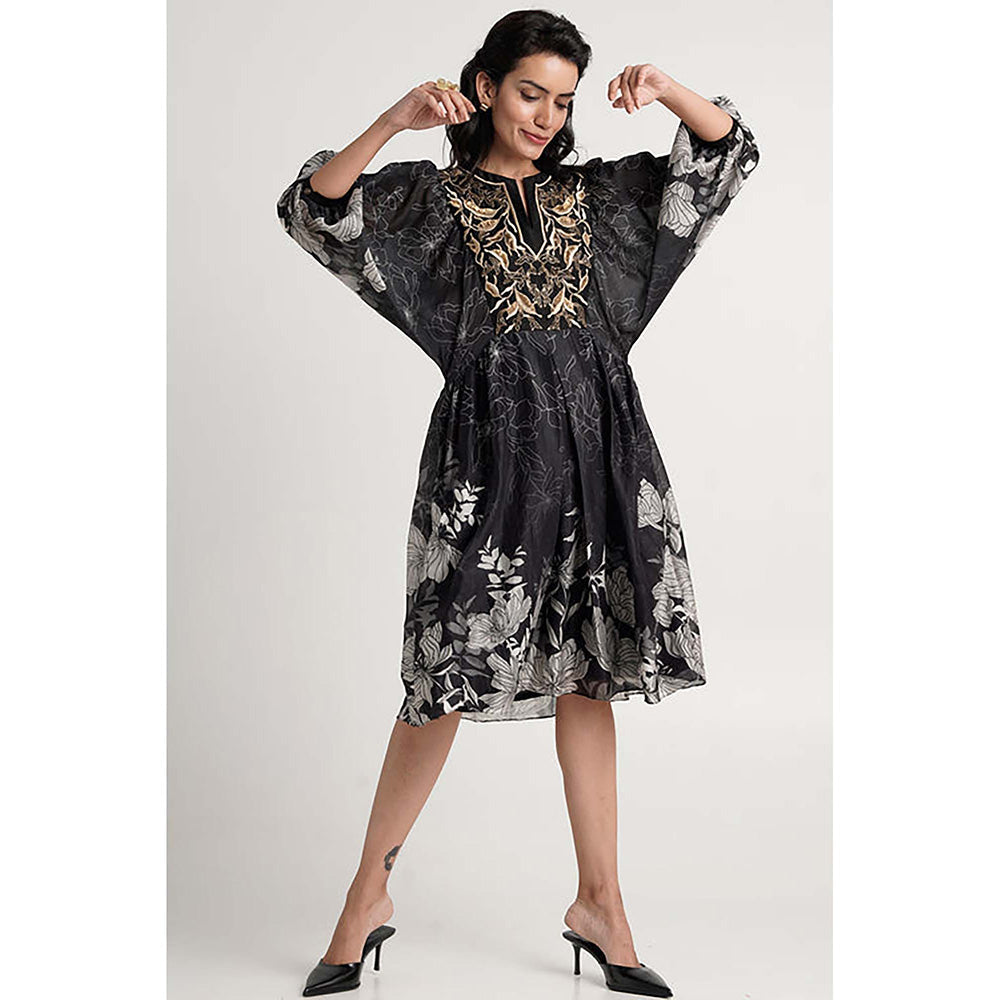 MADDER MUCH Black Cotton Round Neck Floral Knee Length Dress