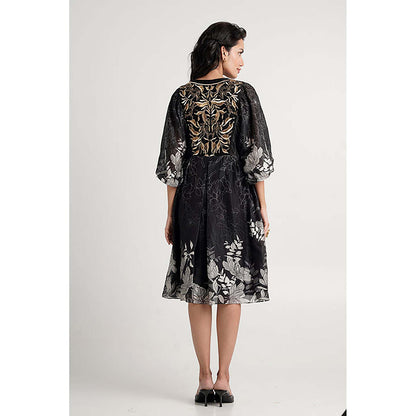MADDER MUCH Black Cotton Round Neck Floral Knee Length Dress