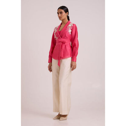 MADDER MUCH Cotton Pink V-Neck Floral Top