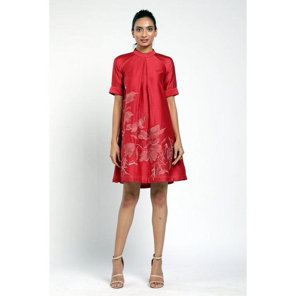 MADDER MUCH Rubia - Pentagon Short Dress