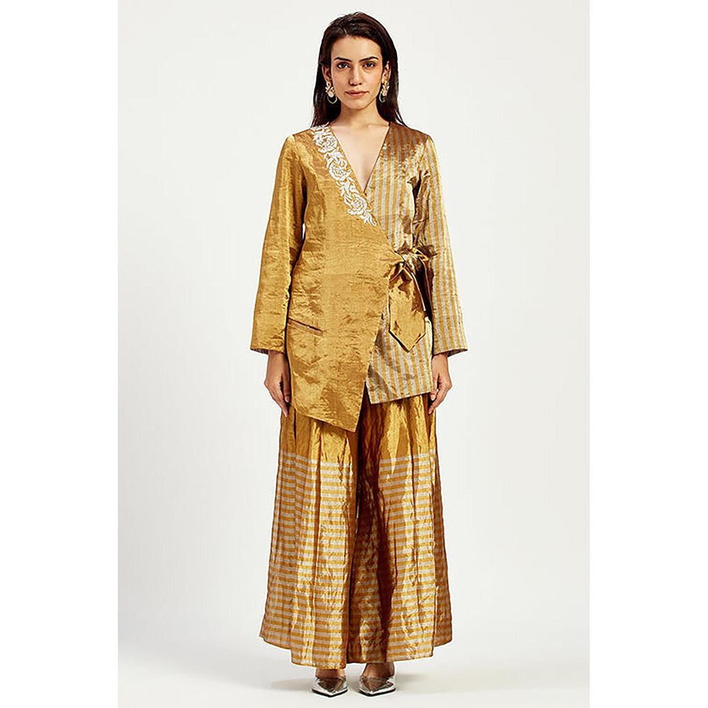 MADDER MUCH Cusco 2.0 - Golden Bow Blazer with Peeking Sun Trouser