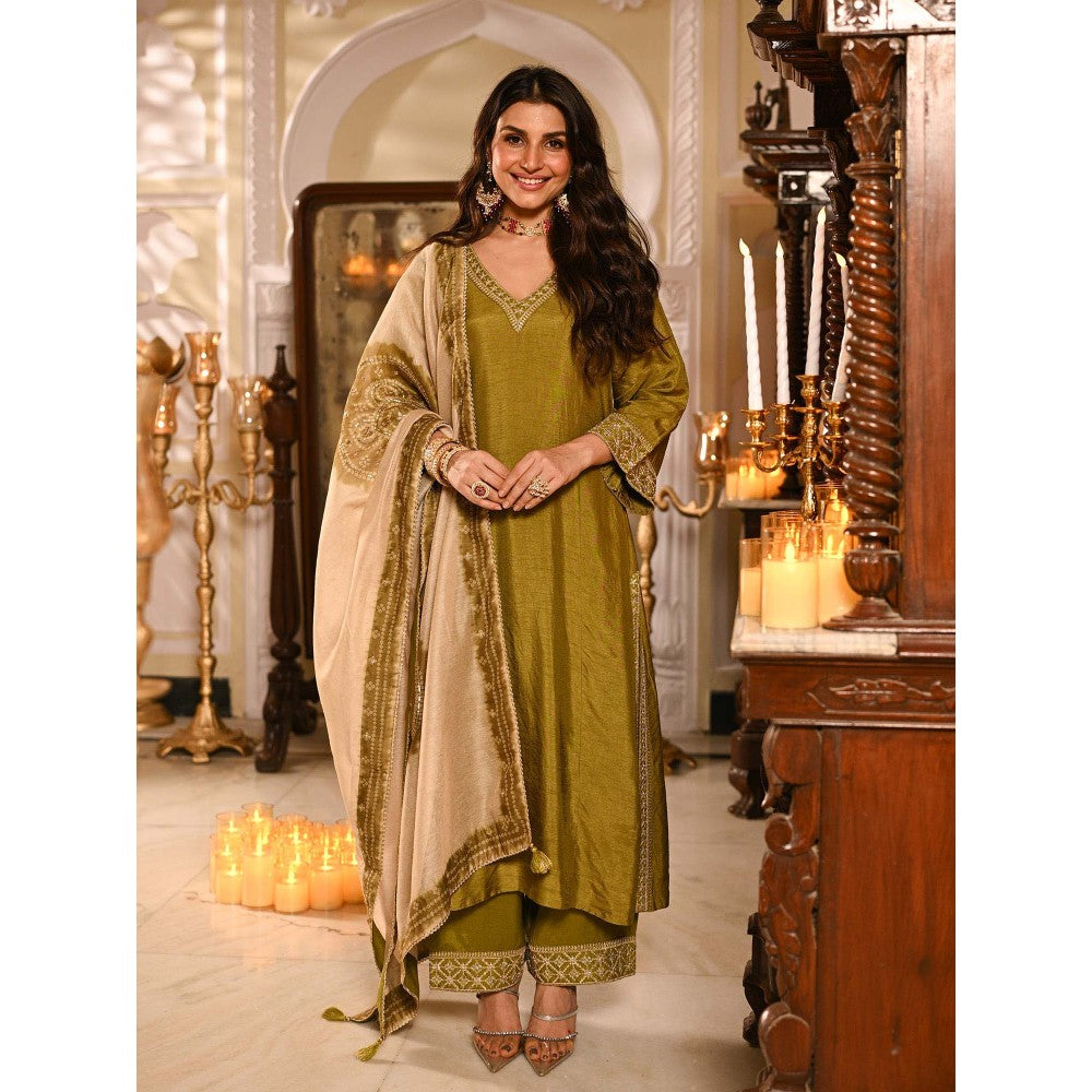 Mahee Jaipur Mehandi Green Ghawar Print Kurta With Pant And Dupatta