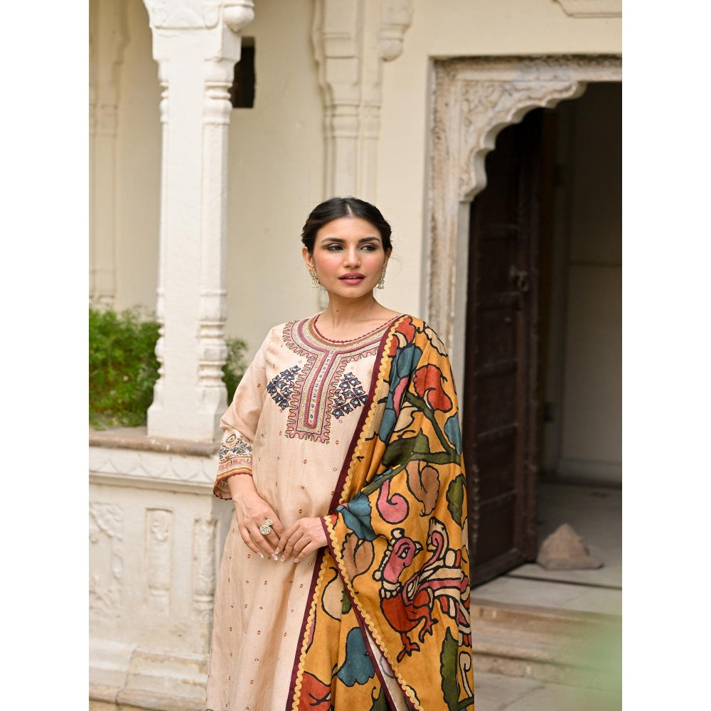 Mahee Jaipur Beige Pure Kalamkari Kurta With Pant And Dupatta