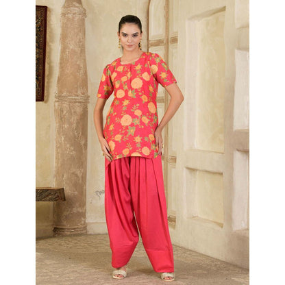 Maive Pink Floral Printed Farsi Salwar with Kurti and Dupatta (Set of 3)