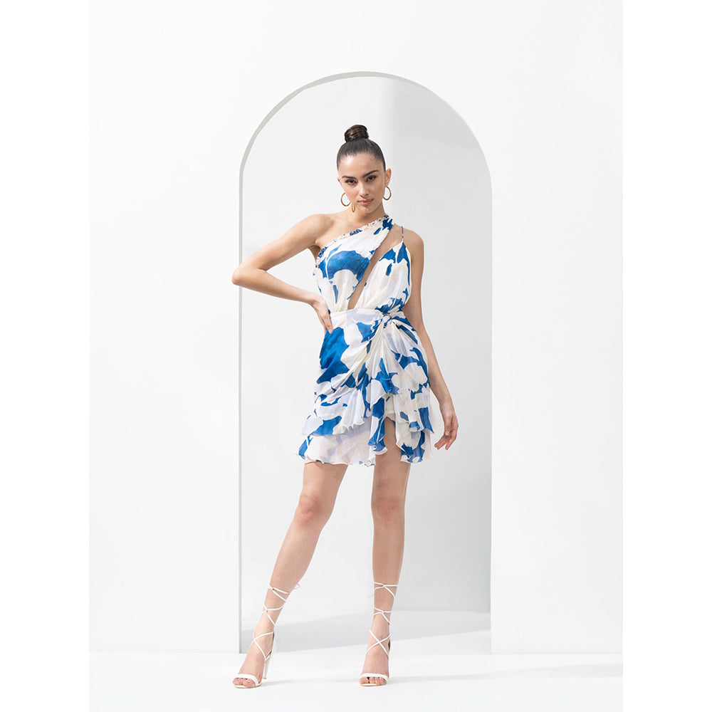 MANDIRA WIRK Mystic White Texture One Shoulder Chiffon Short Dress with Gold Accessory