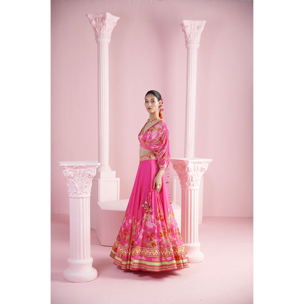 MANDIRA WIRK Women's Leyla Embellished Lehenga with Blouse and Dupatta (Set of 3)