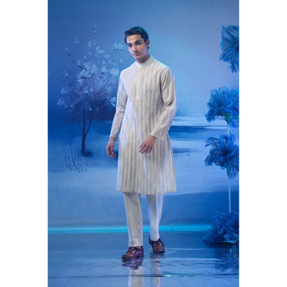 MANDIRA WIRK Ivory Embroidered Kurta with Pant and Ombre Dupatta