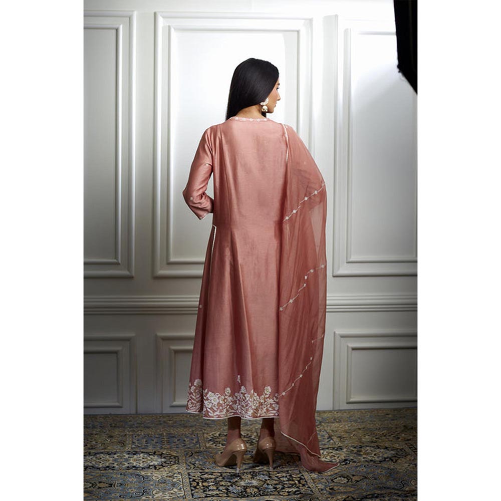 MANDIRA WIRK Women Chanderi Pink Kurta with Pant and Dupatta