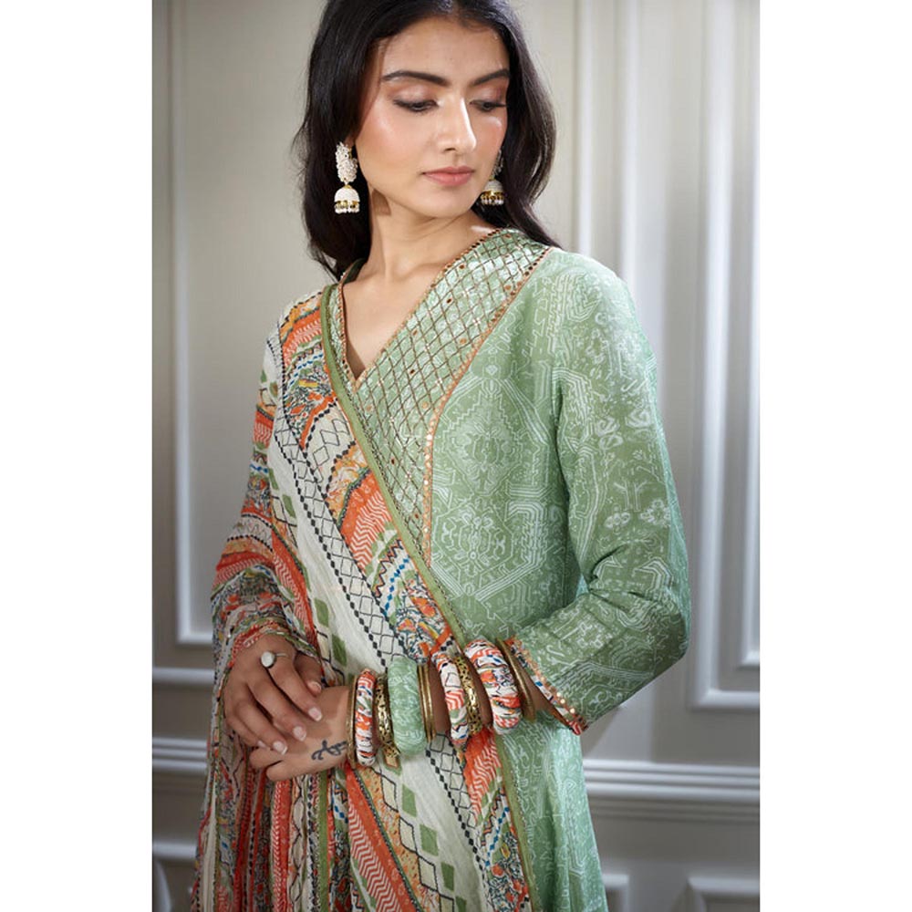 MANDIRA WIRK Women Chanderi Green Kurta with Palazzo