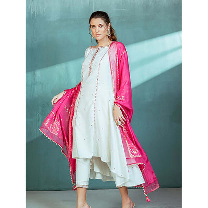 MANDIRA WIRK Women Chanderi Ivory Kurta with Pant and Dupatta