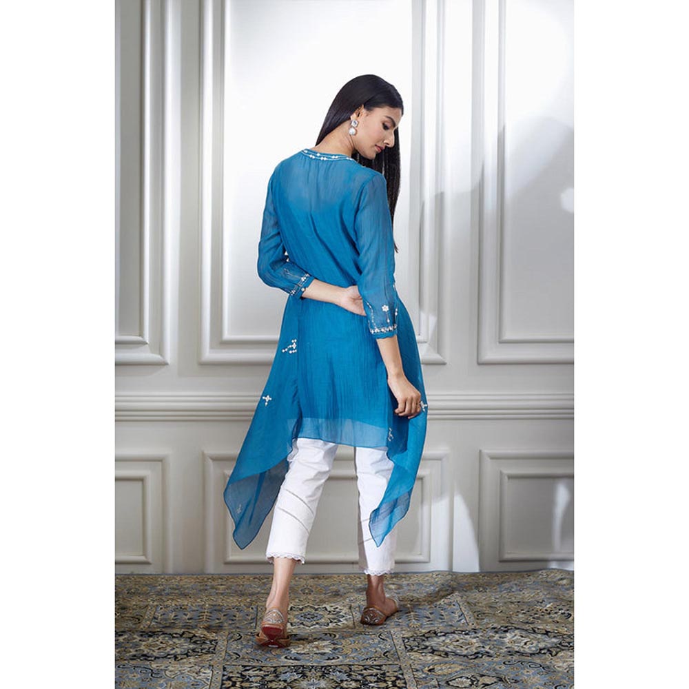 MANDIRA WIRK Women Chanderi Blue Kurta with Pant