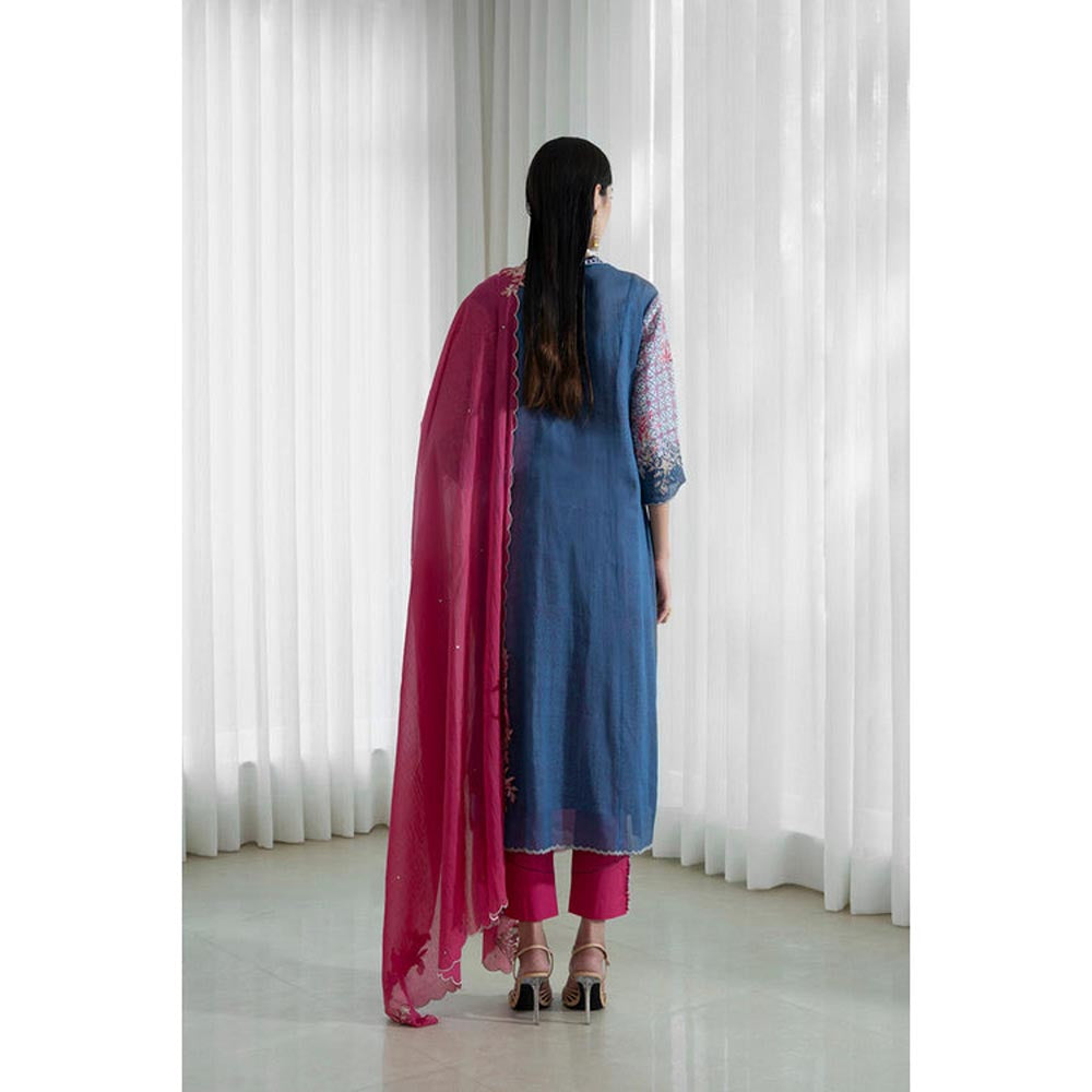MANDIRA WIRK Women Chanderi Blue Kurta with Pant and Dupatta