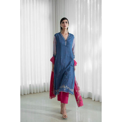 MANDIRA WIRK Women Mulmul Indigo Kurta with Pant and Dupatta