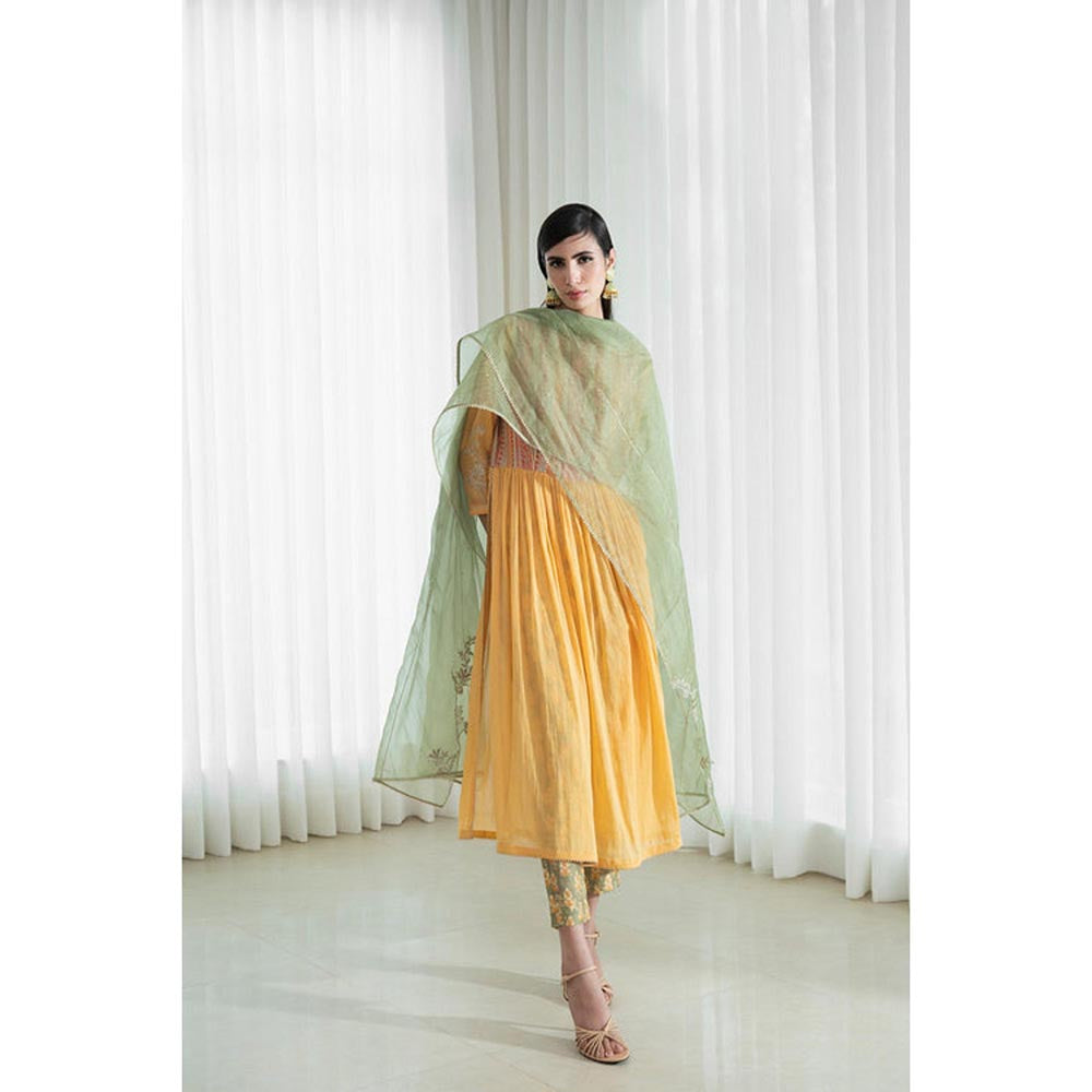 MANDIRA WIRK Women Chanderi Mustard Kurta with Pant and Dupatta