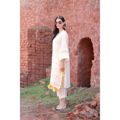 Mani Dua Khanna Saanjh Ivory Tassel Kurta with Pant (Set of 2)