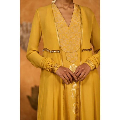 Masaba Spiced Ochre Pop Pendant Kurta with Pant and Jacket