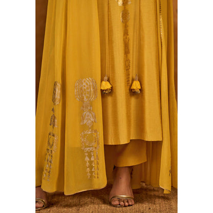 Masaba Spiced Ochre Pop Pendant Kurta with Pant and Jacket
