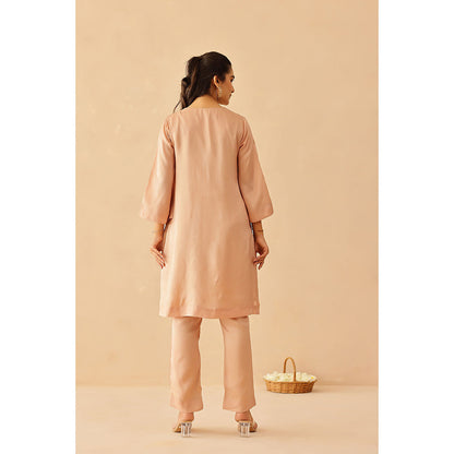 Masoomm Dusty Pink Lily Embroidered Kurta and Pant (Set of 2)