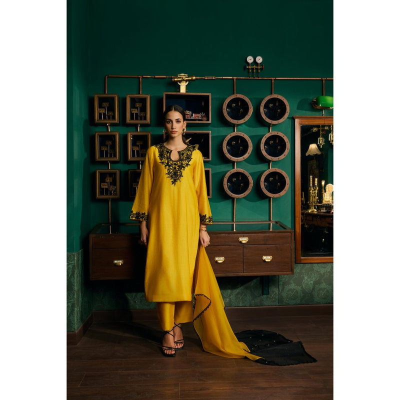 MEESA Yellow Embroidered Chanderi Silk Kurta with Pant and Organza Dupatta (Set of 3)