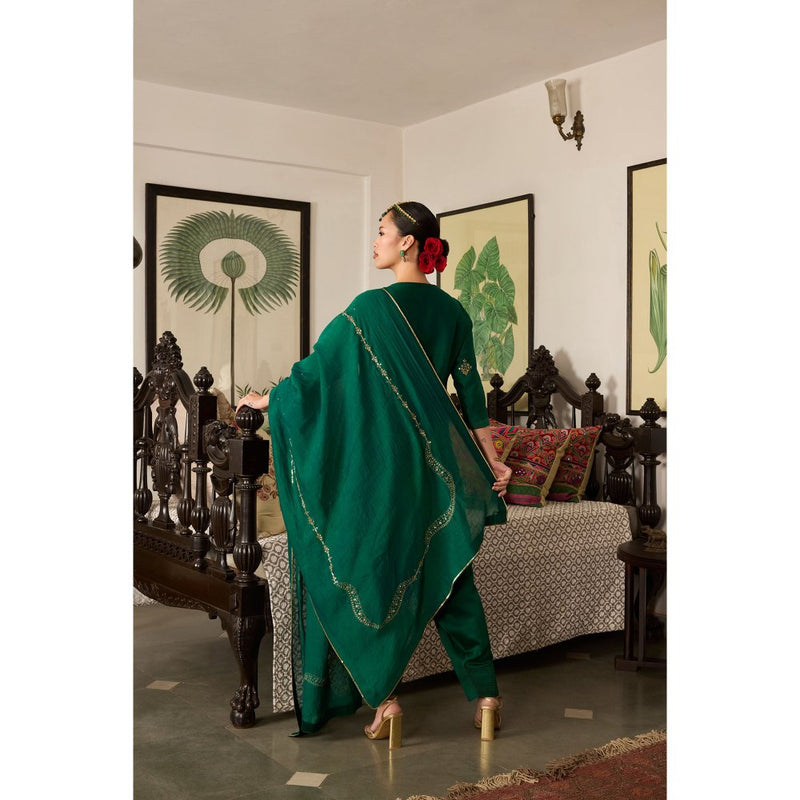 MEESA Green Embroidered Chanderi Silk Kurta with Salwar and Dupatta (Set of 3)