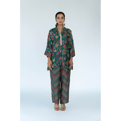 Meghna Panchmatia Green Royal Floral Print Co-Ord (Set of 2)