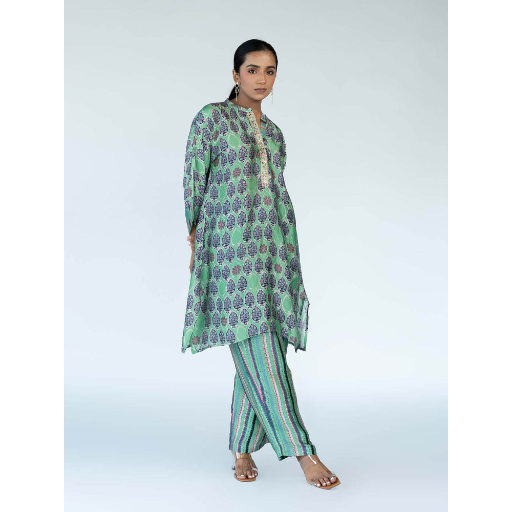 Meghna Panchmatia Blue Mughal Boota Co-Ord (Set of 2)