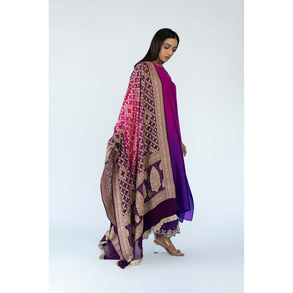 Meghna Panchmatia Burgundy Ombre Kurta with Bandhej Dupatta (Set of 2)