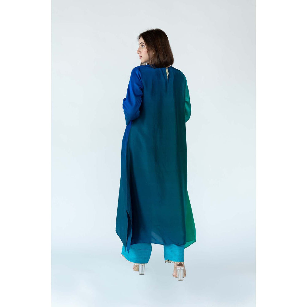 Meghna Panchmatia Blue Ombre Kurta with Bandhej Dupatta (Set of 2)