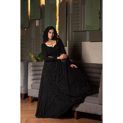 Midushi Bajoria Black Heavy Georgette Lehenga with Hand Embroidery Blouse & Dupatta (Set of 3)