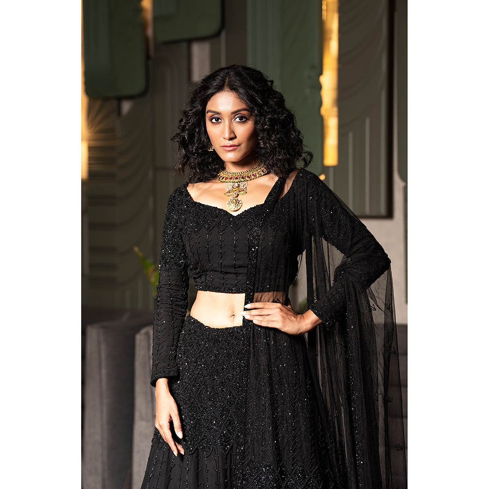 Midushi Bajoria Black Heavy Georgette Lehenga with Hand Embroidery Blouse & Dupatta (Set of 3)