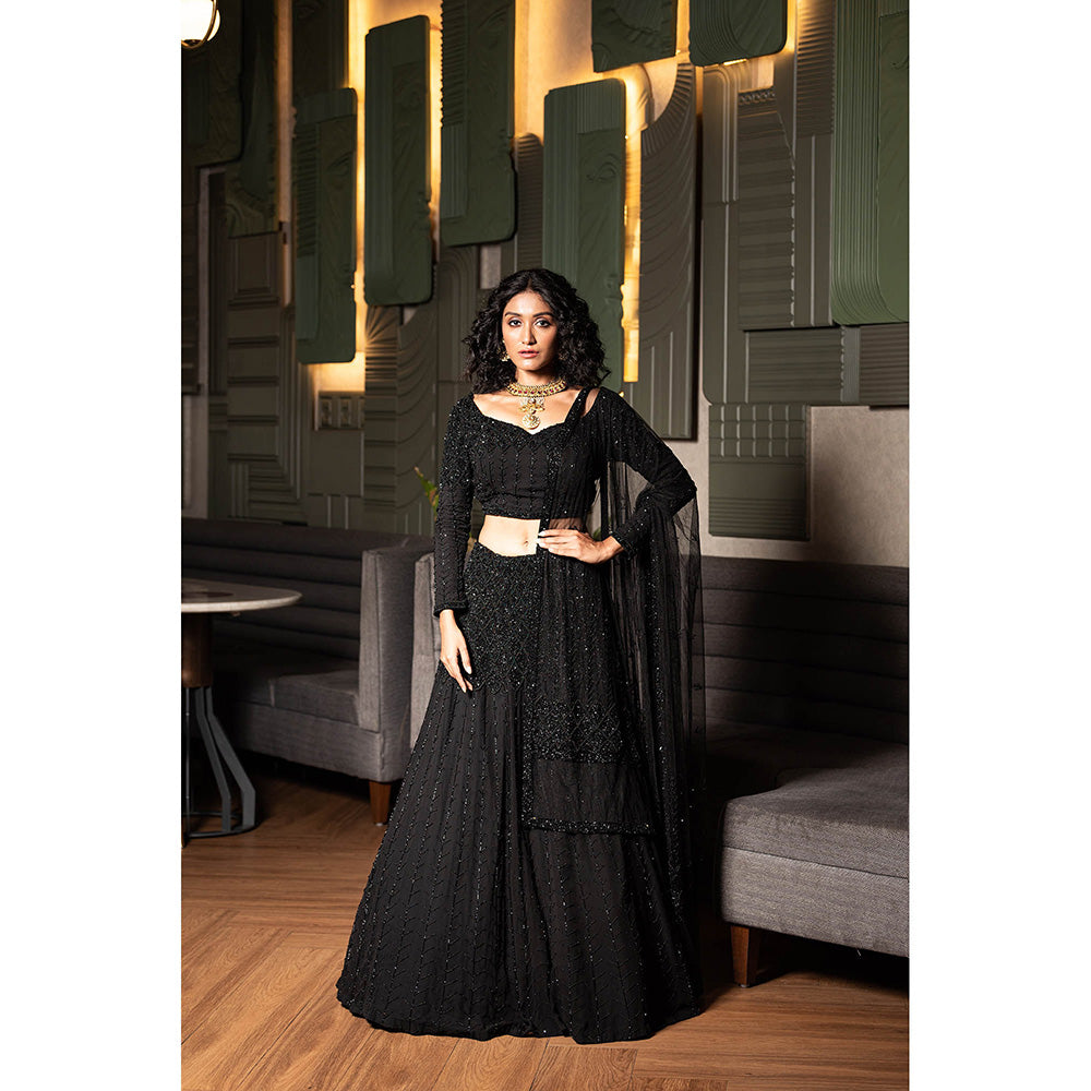 Midushi Bajoria Black Heavy Georgette Lehenga with Hand Embroidery Blouse & Dupatta (Set of 3)
